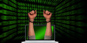 Beitragsbild des Blogbeitrags Israelische Cyberkriminalitätseinheit durchsucht Firma wegen Vorwurf der Produktion von Krypto-Stehlungs-Software 