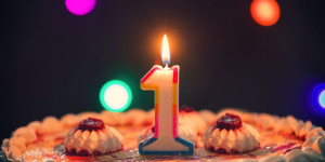 Beitragsbild des Blogbeitrags Holesky Testnet feiert den Jahrestag der Fusion Ethereum 30-Tage-Einbruch