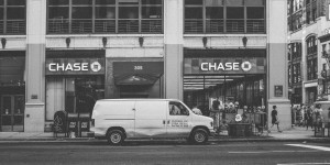 Beitragsbild des Blogbeitrags Die Chase Bank kündigt ein völliges Verbot von Krypto-Zahlungen in Großbritannien an 