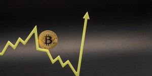 Beitragsbild des Blogbeitrags Bitcoin, Ethereum: BTC, ETH steigen aufgrund von Sorgen über US-Regierungsschließung an den Börsen.