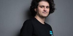 Beitragsbild des Blogbeitrags Gericht entscheidet, dass Sam Bankman-Fried während des Prozesses im Gefängnis bleiben wird, hier ist der Grund