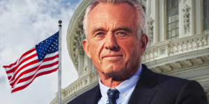 Beitragsbild des Blogbeitrags Robert Kennedy Jr. verspricht, den Krieg des Weißen Hauses gegen Bitcoin zu beenden – fordert eine “Freiheitswährung”, die die Regierung nicht kontrollieren kann.