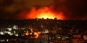 Beitragsbild des Blogbeitrags Schwerter aus Eisen: 1.149 IDF-Luftangriffe auf Gaza; 6 laufende Schlachten im Süden – Verteidigungsnachrichten