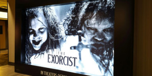 Beitragsbild des Blogbeitrags Ein neuer „Exorzist“ erobert die nordamerikanischen Kinokassen 