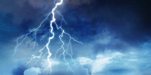 Beitragsbild des Blogbeitrags Flussbericht: Wachstum des Bitcoin Lightning Netzwerks um 1.212% in 2 Jahren