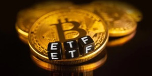 Beitragsbild des Blogbeitrags Bloomberg-Analyst prognostiziert die Wahrscheinlichkeit eines Spot-Bitcoin-ETF bis Januar 2024
