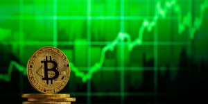 Beitragsbild des Blogbeitrags Bitcoin, Ethereum Technische Analyse: BTC bleibt nahe dem Zweimonatshoch nach starken US-Einzelhandelsumsätzen.