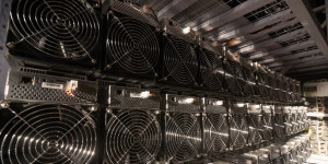 Beitragsbild des Blogbeitrags Eine gründliche Analyse von 7 fortschrittlichen Bitcoin-Minern von Bitmain, Canaan und Microbt.