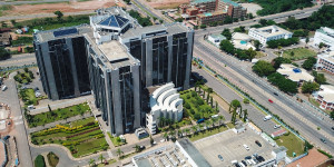 Beitragsbild des Blogbeitrags Zentralbank von Nigeria weist Behauptungen zurück, dass sie plant, den Naira 2024 zu redenominieren 