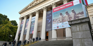 Beitragsbild des Blogbeitrags Ungarns Gesetz zu LGBTQ-Inhalten ist bei Top-Fotoausstellung: Museum nicht durchsetzbar 