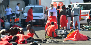 Beitragsbild des Blogbeitrags Die Zahl der ankommenden Migranten auf den spanischen Kanaren bricht den Rekord von 2006