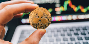 Beitragsbild des Blogbeitrags Krypto-Analyst prognostiziert, dass der XRP-Preis 1,35 US-Dollar erreichen wird, wenn sich diese Kennzahlen verschärfen 