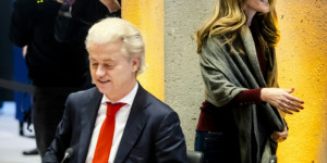 Beitragsbild des Blogbeitrags Die Gespräche der niederländischen Regierung sind chaotisch, als der von Wilders ernannte „Scout“ zurücktritt