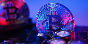 Beitragsbild des Blogbeitrags Der Bitcoin-„Superzyklus“ begann bei 15.000 US-Dollar: BTC-Bullen streben 9 Millionen US-Dollar in zwei Jahren an