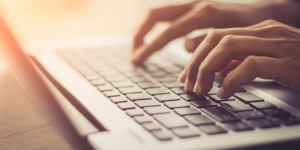 Beitragsbild des Blogbeitrags Internetcomputer verliert die 10-Dollar-Marke, verzeichnet aber immer noch einen Anstieg von 82 % – Details