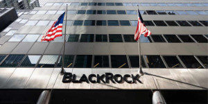 Beitragsbild des Blogbeitrags Blackrock plant, am 3. Januar 10 Millionen US-Dollar in Bitcoin-ETF zu investieren. 