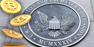 Beitragsbild des Blogbeitrags Analyst sagt, die SEC wird Spot Bitcoin ETF genehmigen, um die regulatorische Kontrolle über die Kryptoindustrie aufrechtzuerhalten