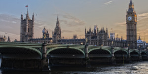 Beitragsbild des Blogbeitrags Massenproteste in London und Washington gegen Gaza-Krieg