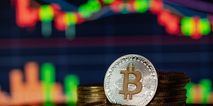Beitragsbild des Blogbeitrags Bitcoin-, Solana- und Pullix-Preisprognose, da BTC unter 40.000 US-Dollar fällt