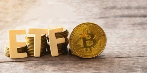 Beitragsbild des Blogbeitrags Bitcoin-ETF-Update zum 8. Tag: Markterholung signalisiert Tiefpunkt, da die Graustufenverkäufe nachlassen 