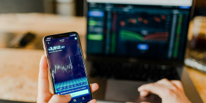 Beitragsbild des Blogbeitrags Solana DEXs übertreffen Ethereum In Key Metric bedeutet dies Folgendes