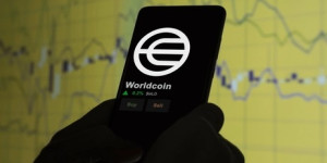 Beitragsbild des Blogbeitrags Worldcoin (WLD) 12 %-Rallye gerät ins Stocken: Portugal fordert Einstellung der biometrischen Datenerfassung