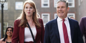 Beitragsbild des Blogbeitrags Labour verspricht eine stärkere Machtübertragung in England