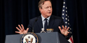 Beitragsbild des Blogbeitrags David Cameron warnt US-Politiker vor einer „Beschwichtigung“ gegenüber Russland 
