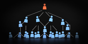 Beitragsbild des Blogbeitrags BTC Ponzi Scheme Mastermind erleidet Herzinfarkt, Analysten erwarten $300.000 BTC Preisanstieg und mehr.