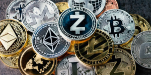 Beitragsbild des Blogbeitrags Uniswap Der Gründer teilt seine Meinung zu guten Token-Verteilungen