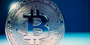 Beitragsbild des Blogbeitrags Krypto-Händler rechnen nach der Preiserholung von Bitcoin (BTC) mit einer Schwelle von 100.000 US-Dollar