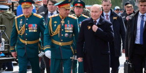 Beitragsbild des Blogbeitrags Wladimir Putin modernisiert Russlands knarrende Kriegsmaschinerie