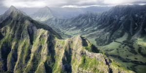 Beitragsbild des Blogbeitrags Surfparadies Hawaii: Wellenreiten im Pazifik