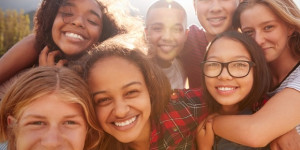 Beitragsbild des Blogbeitrags Studie zeigt die schützende Wirkung von Polyphenolen auf die kardiovaskuläre Gesundheit von Jugendlichen