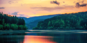 Beitragsbild des Blogbeitrags Trinkwasserqualität und Gesundheit: Was zu beachten ist