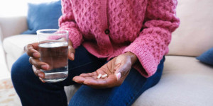 Beitragsbild des Blogbeitrags Sollten Sie Probiotika zusammen mit Antibiotika einnehmen? Neue Forschungsergebnisse beantworten häufig gestellte Fragen