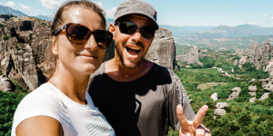 Beitragsbild des Blogbeitrags Meteora Travel Guide – Everything You Need to Know