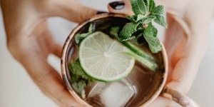 Beitragsbild des Blogbeitrags Bubbly Friday: Gin Gin Mule 