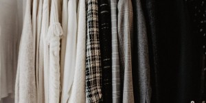 Beitragsbild des Blogbeitrags Closet Detox: Kleiderschrank Ordnung in 5 Schritten