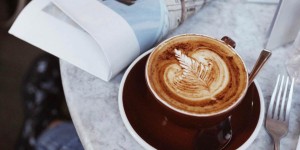Beitragsbild des Blogbeitrags Coffee 101: Die Wiener Kaffeehauskultur