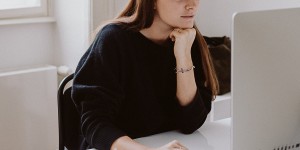 Beitragsbild des Blogbeitrags Job Report: Alina Heiner, Social Media Management