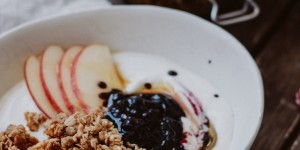 Beitragsbild des Blogbeitrags Rezept: weihnachtliches Nuss Granola