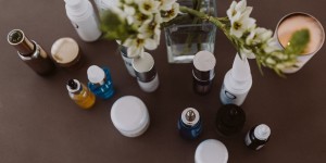 Beitragsbild des Blogbeitrags Office (Bathroom) Talk: Unsere Skincare Routine