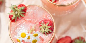 Beitragsbild des Blogbeitrags Strawberry-Camomile-Lemonade