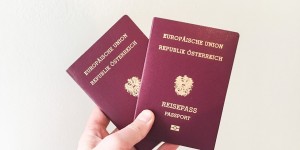 Beitragsbild des Blogbeitrags Two Passports? How and why!