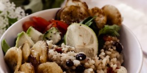 Beitragsbild des Blogbeitrags Vegane Ernährungspyramide 