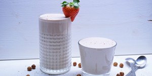 Beitragsbild des Blogbeitrags Fluffiger Schoko-Bananen Shake