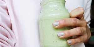 Beitragsbild des Blogbeitrags Maca-Shake mit Apfel