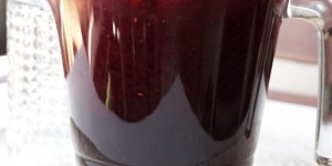 Beitragsbild des Blogbeitrags Erfrischender Aronia Cocktail
