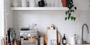 Beitragsbild des Blogbeitrags INTERIOR // NA, ALLE TASSEN IM SCHRANK? SHOP MY STYLE